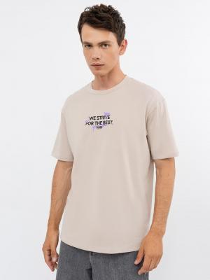 Хлопковая футболка кофейного цвета с лаконичным принтом Mark Formelle. Цвет: кофейный +печать