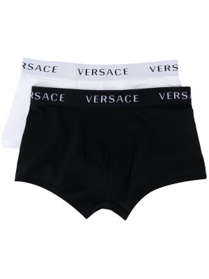 Боксеры с логотипом Versace. Цвет: черный