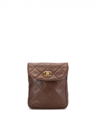 Стеганая поясная сумка 1994-го года Chanel Pre-Owned. Цвет: коричневый