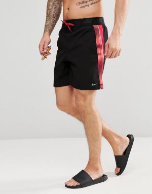 Пляжные шорты Nike. Цвет: красный