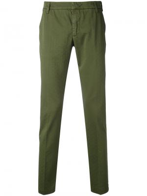 Укороченные брюки-чинос Entre Amis. Цвет: зелёный