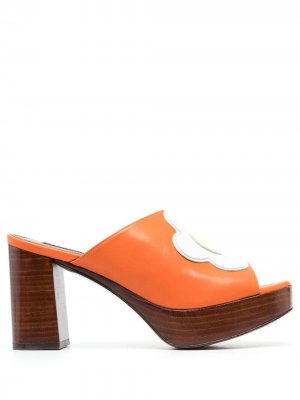 Туфли с цветочной аппликацией Carel. Цвет: оранжевый