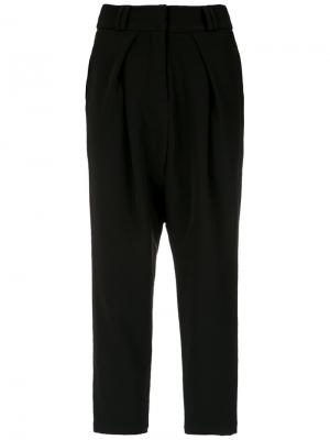 Tapered trousers Olympiah. Цвет: черный