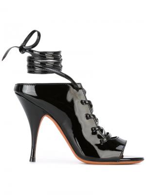 Босоножки со шнуровкой на щиколотке Givenchy. Цвет: чёрный