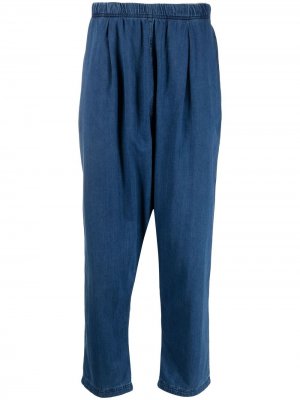 Укороченные зауженные брюки Universal Works. Цвет: синий