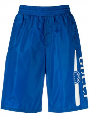 Удлиненные плавки-шорты с логотипом Gucci. Цвет: синий