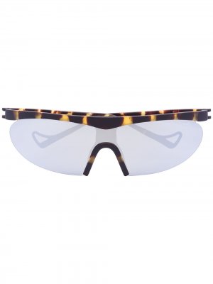 Солнцезащитные очки Koharu из коллаборации с District Vision Satisfy. Цвет: зеленый