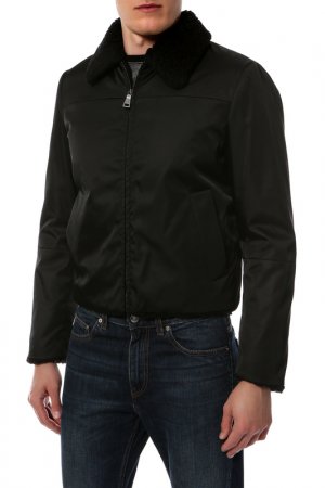 Куртка Prada. Цвет: черный