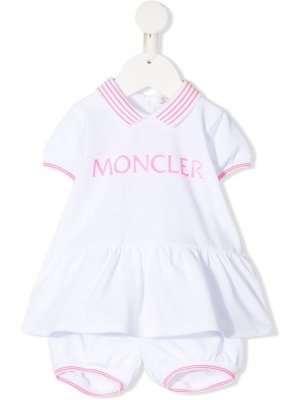 Комплект из рубашки поло и брюк Moncler Enfant. Цвет: белый