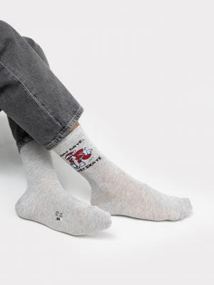 Носки унисекс в расцветке светло-серый меланж с сантой Mark Formelle. Цвет: св.серый меланж