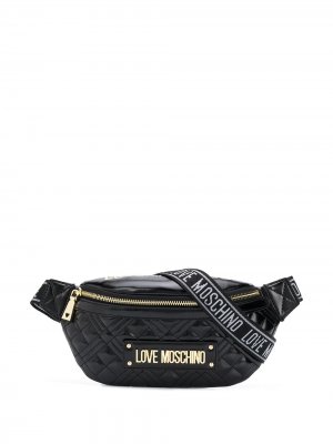 Стеганая поясная сумка Love Moschino. Цвет: черный