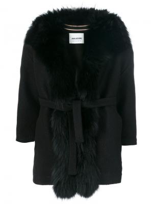 Пальто с поясом Ava Adore. Цвет: чёрный