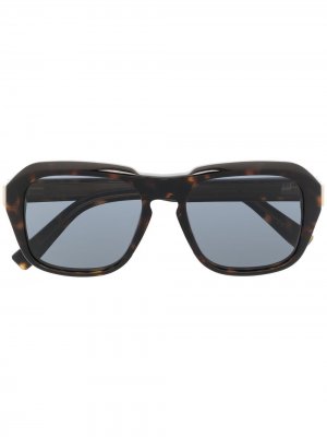 Солнцезащитные очки в массивной квадратной оправе Dunhill. Цвет: коричневый