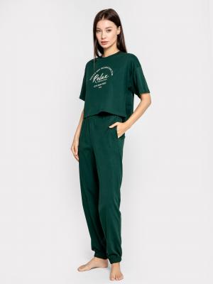 Комплект женский (футболка, брюки) зеленый с печатью Mark Formelle. Цвет: пихта +печать